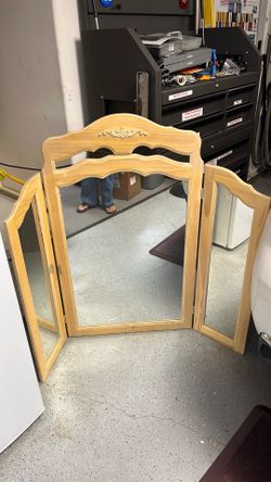 Mirror for on top of a drawer or anywhere