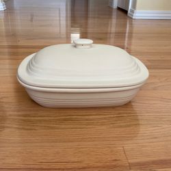 Stoneware Rectangular Pot With Lid