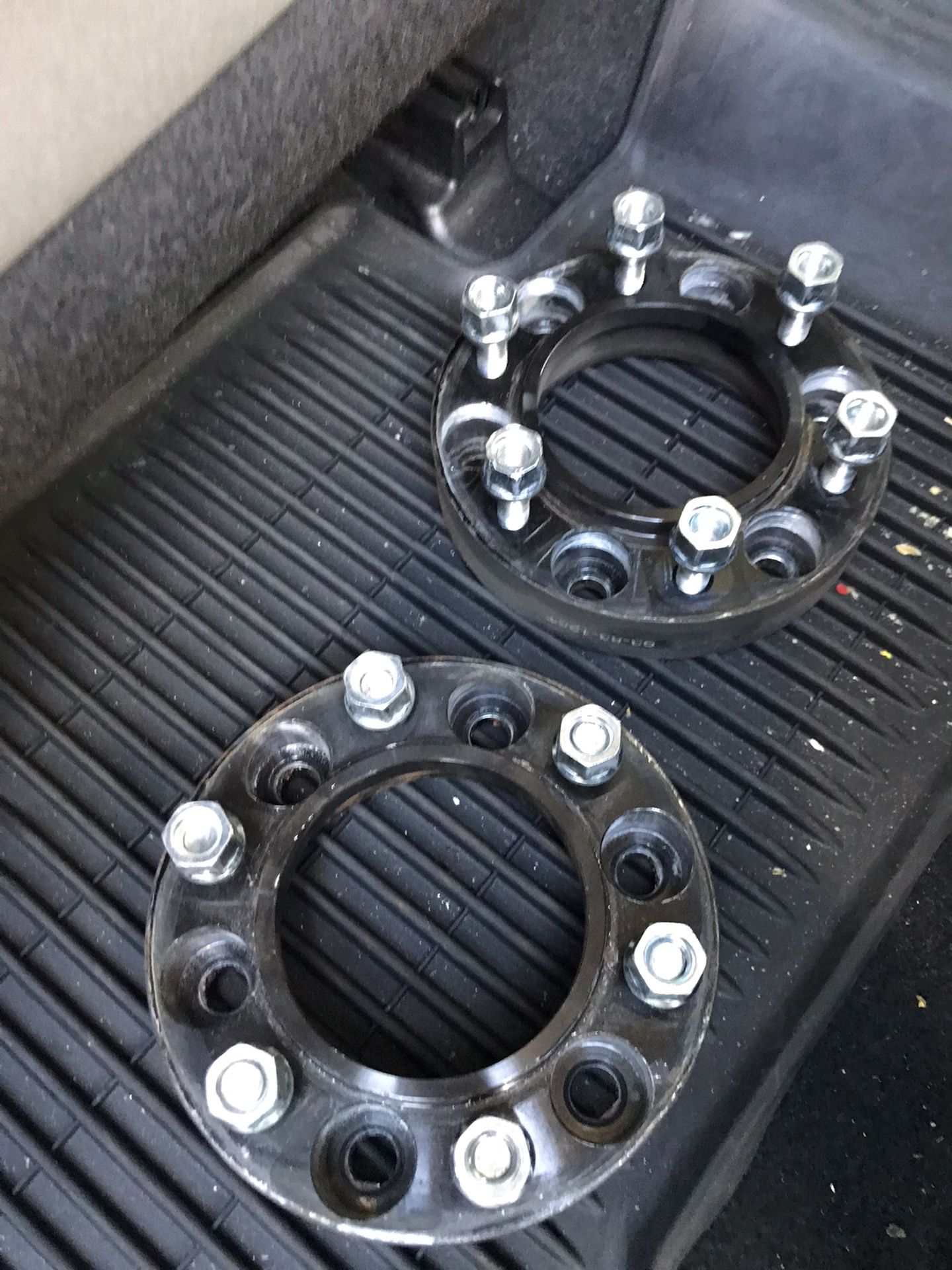 2 Toyota Tacoma rims spacers 6 lugs in great condition