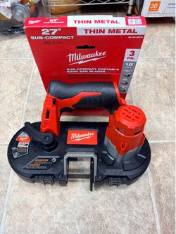 Milwaukee sub compact bandsaw