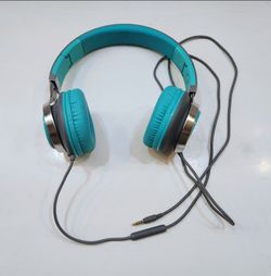 ღ Turquoise Foldable Wired Headphone with Mic—Noise Isolating On-Ear
