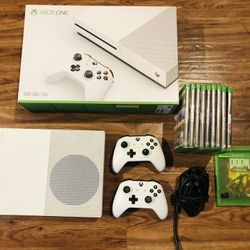Xbox One S Complete Setup with 2 white controllers, Doom and 9 other games