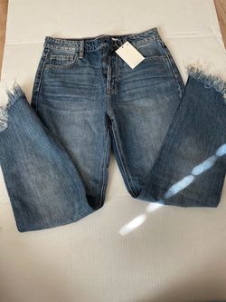 New Hidden Zoey Mom Fit Jeans