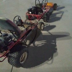 2 Go Carts,    (2gocarts)