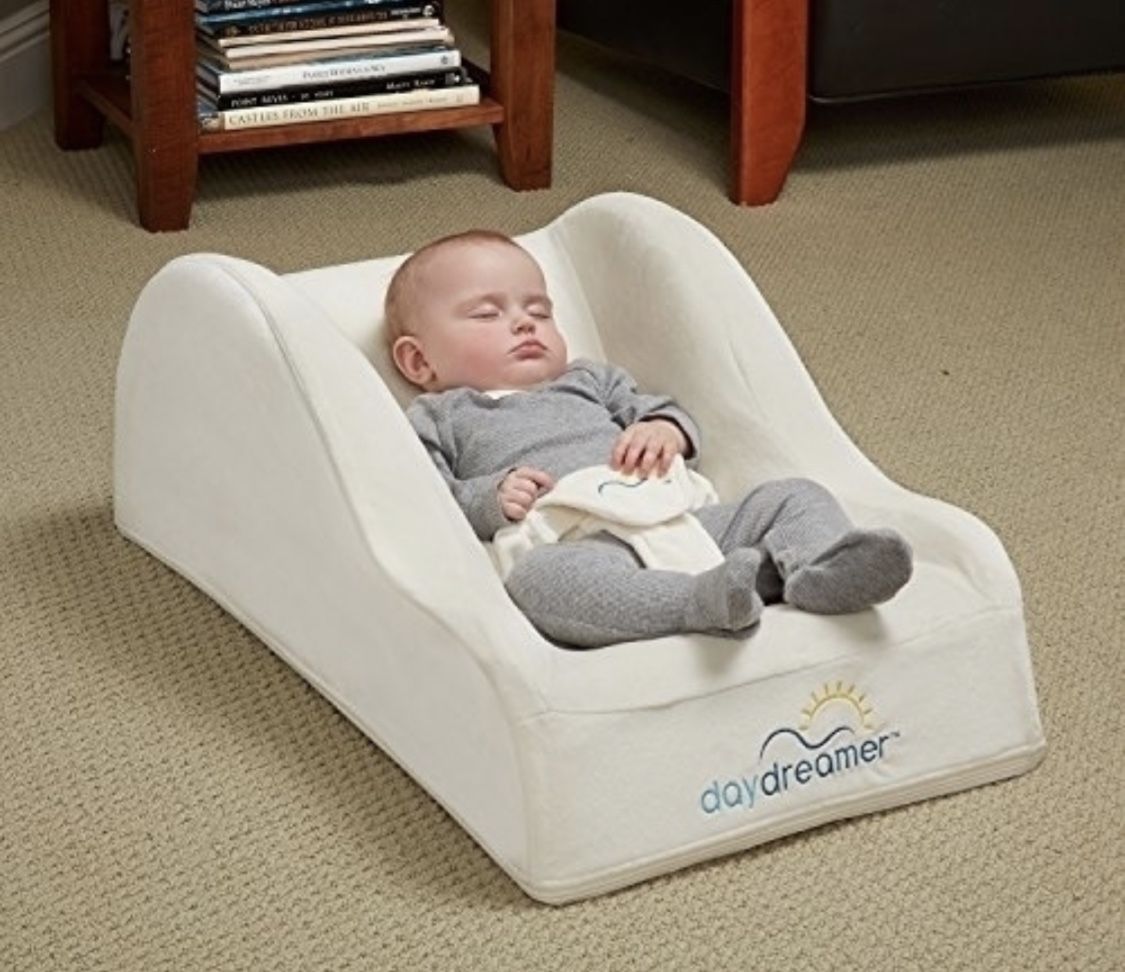 Daydreamer sleeper hotsell baby lounger