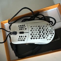 GLORIOUS MODEL D MOUSE 
