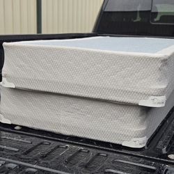 USED KING BOXSPRING IN GOOD CONDITION 
