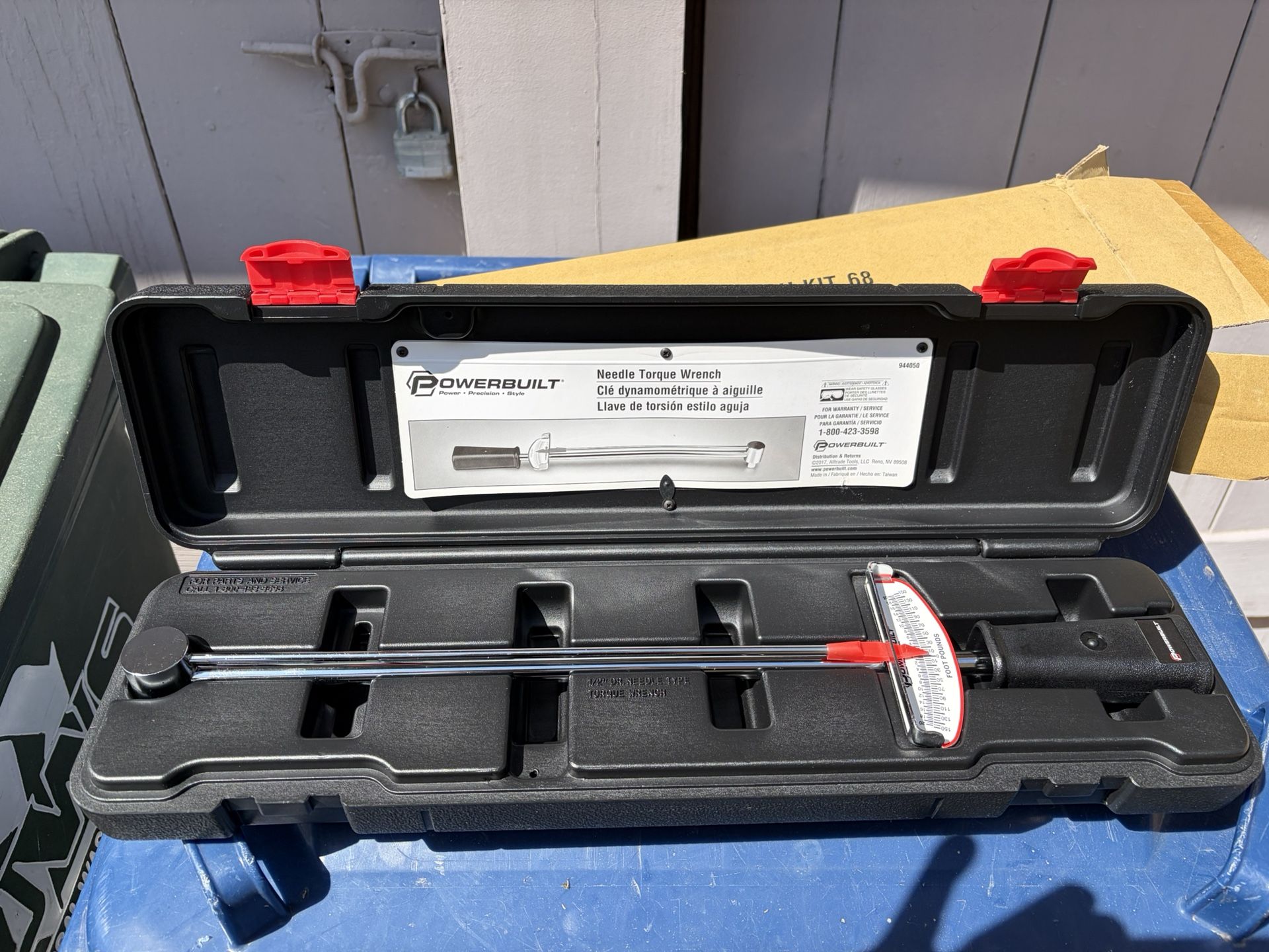 Powerbuilt 944050 1/2” Needle Torque Wrench Kit, Black. Brand New