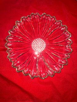 Vintage Clear Glass Daisy Flower Plate