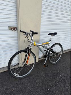 Vintage Trek Y5 Frame Full Suspension Mountain Bike
