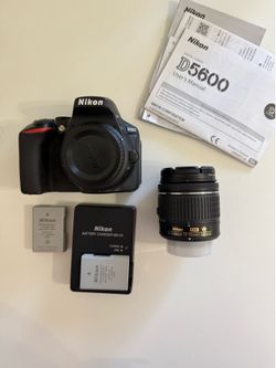Nikon D5600 DSLR Bundle