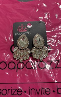 Paparazzi Gold Metal Rhinestone Earrings 