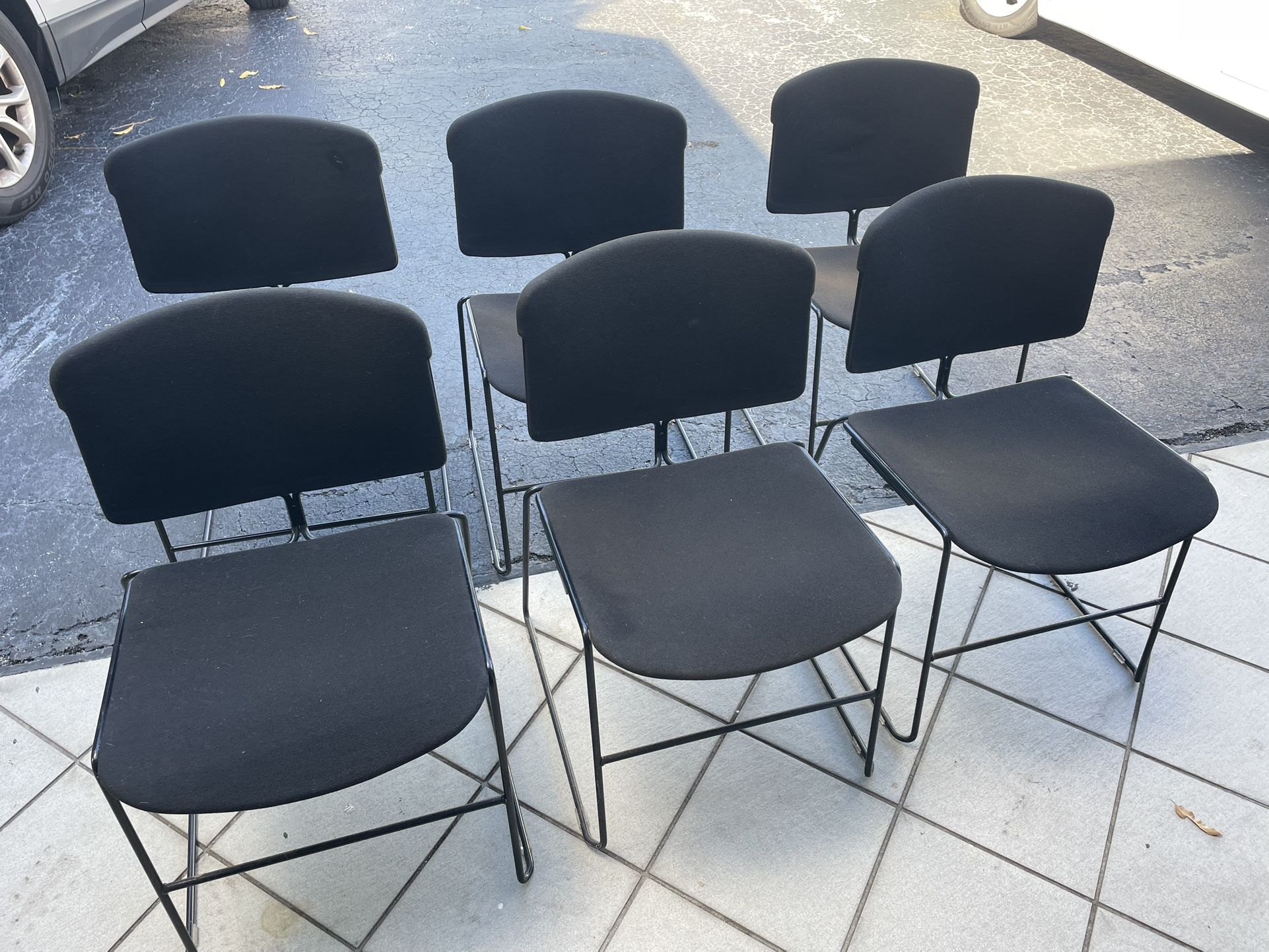 6 (8) Contemporary Black Metal Chairs