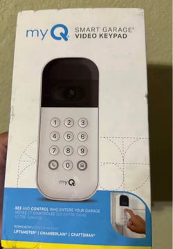 myQ Smart Garage Video Keypad with Camera, Smartphone Control, Wifi wireless technology, Chamberlain