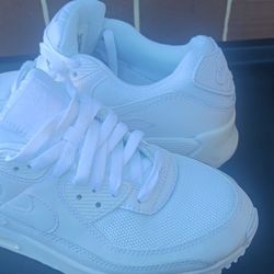 White Women  Nike  Airmax Shoes