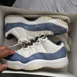 JORDAN 11 DIFFUSED  Blue