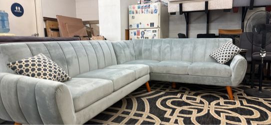 New 111x86 Mcm Velvet Sectional Sofa