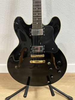 Electric Guitar Hallowbody 335