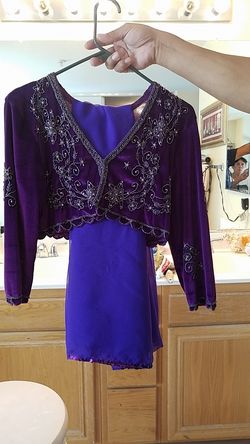 Belly dance shirt with matching veil