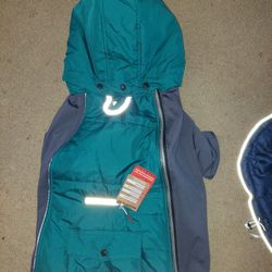 LARGE Size*GREEN&GRAY NEW w/Tags Dog coat
