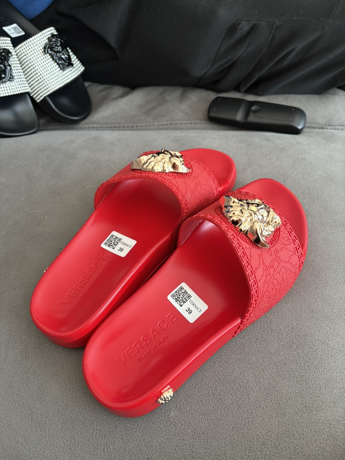 Sandals for women and men