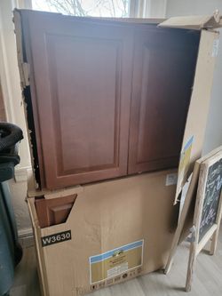 3 Kitchen Cabinets 1-24 InchBase 2-36 Inch Top Wall