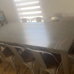 Hermoso Comedor De Madera Y Lámina