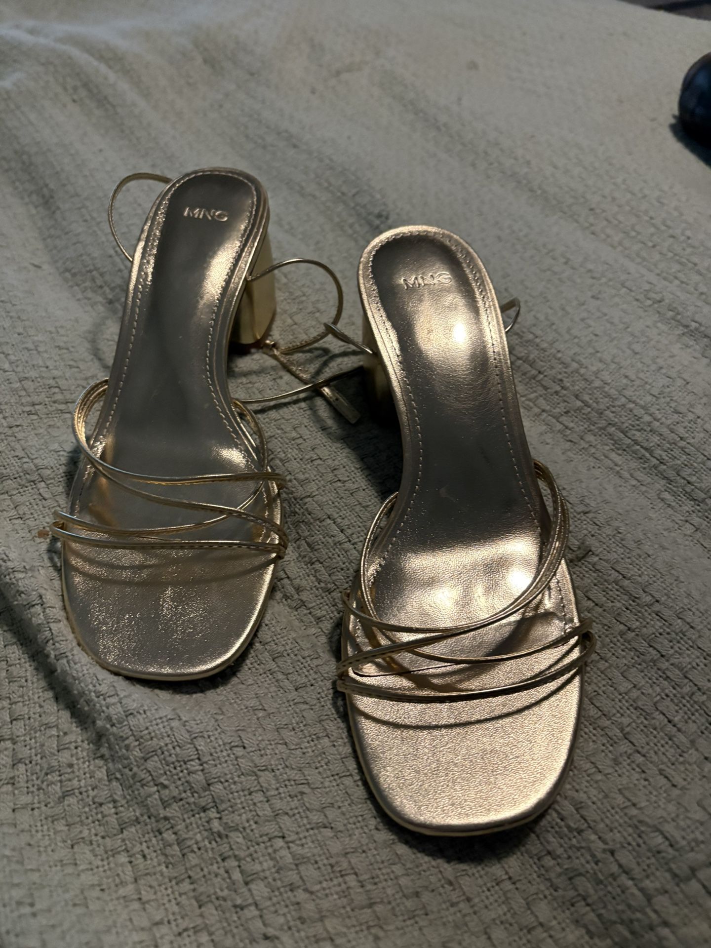 Gold Block Heel Ladies Shoes 