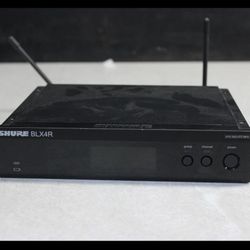 Shure Wireless Microphone Receiver 