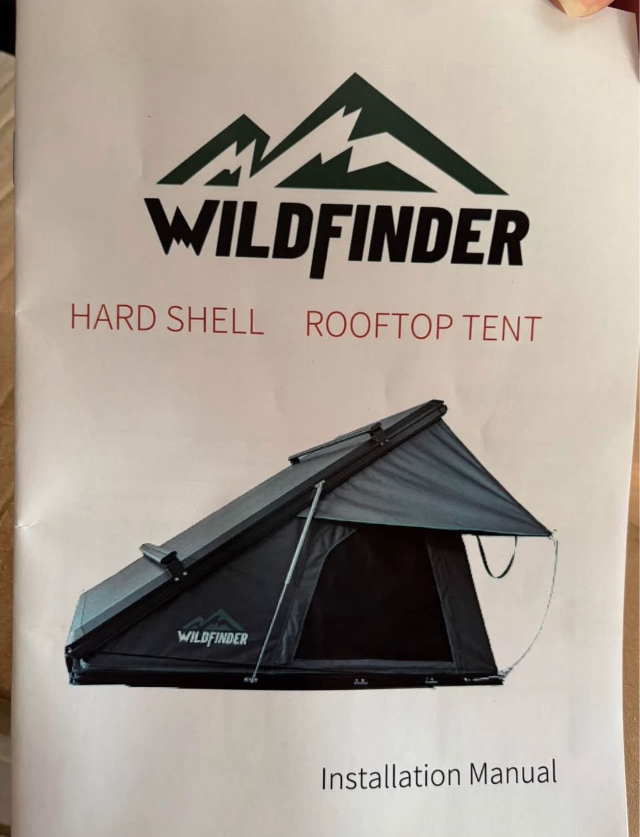 Wildfinder Hard shell Rooftop tent