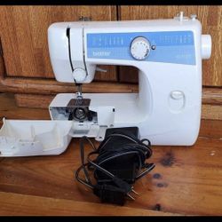 Brother Sewing Machine (LS2125i) 10 built-in stitches, easy for beginners