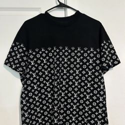 Loui Vuitton Shirt