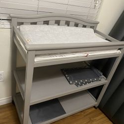 Children Infant Changing Table 