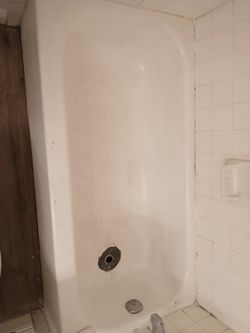 Tub Surround With Hole Repair
