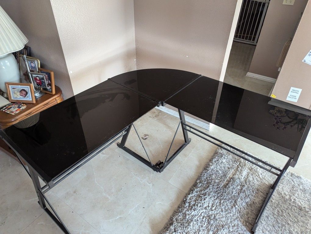 Corner Glass Computer Table