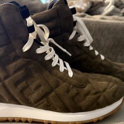 NEW FENDI BOOTS FOR MEN WITH LOGO AUTENTIC 