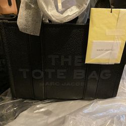 Marc Jacob’s Leather The Tote Bag NEW!