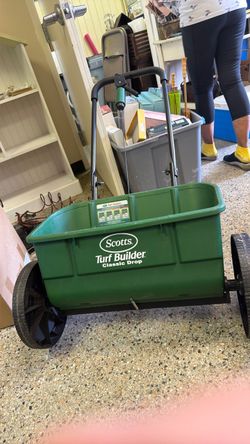 Scott’sTurf Builder