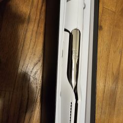 GHD DUET STYLE. NEW 