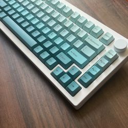 Custom keyboard and PC building service!!