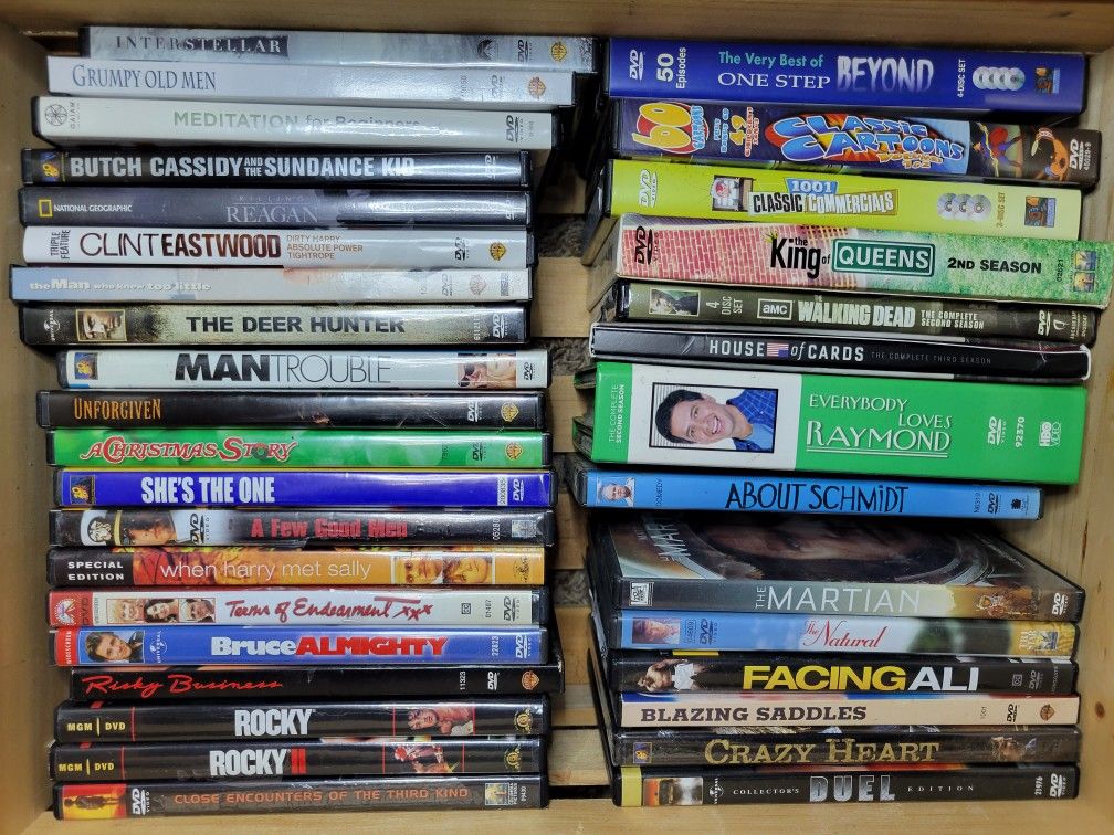 30+ Used DVD Movie And TV Show / Sitcom Lot Rocky 1 & 2 Risky Business Duel Close Encounters Of A Third Kind Christmas Story Walking Dead Facing Ali  