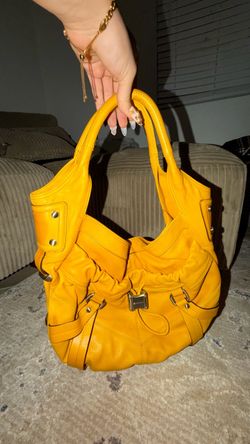 MAKOWSKY Yellow Leather Hobo Shoulder Bag