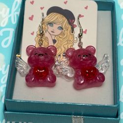 Handmade Resin Bears With Heart 