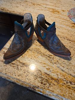 Womens cowboy boots