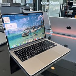 Apple 13” 2022 MacBook Air M2 Chip 8GB Ram 256SSD 90 day warranty! We offer financing!