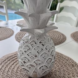Wood Pineapple