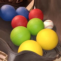 Bocce BALL game...complete...only $8