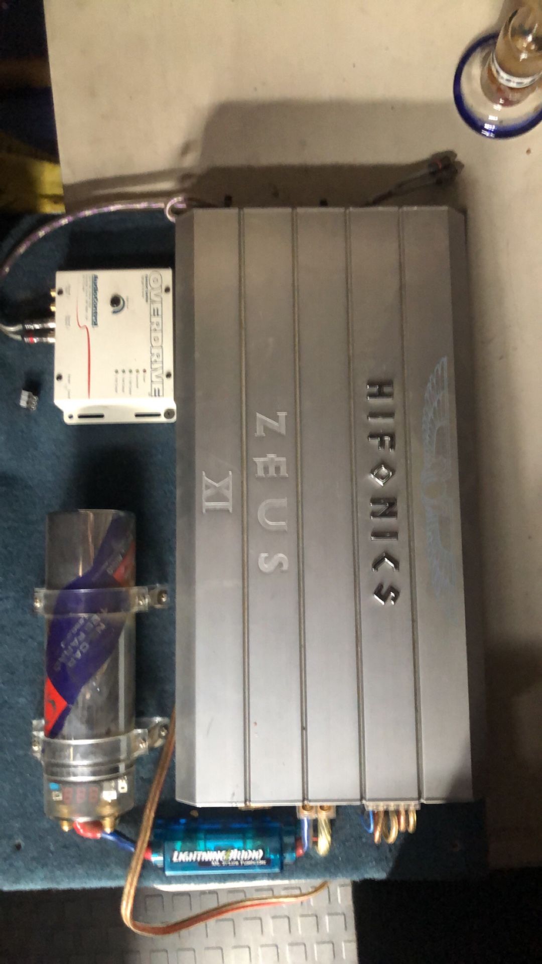 Zues Hifonics Amp