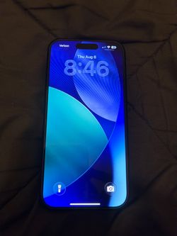 Apple iPhone 15 carrier unlocked-good condition