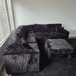 New Jumbo Corduroy Sectional Sofa Couch with Ottoman!  Free Delivery 🚚!